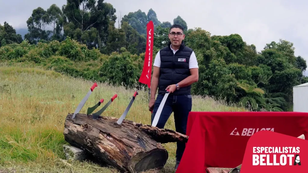 Diferencias entre Machetes Identificacion y Uso en Silvicultura